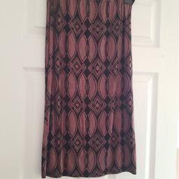 lovely skirt, excellent condition. b64 collection