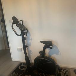 Lovely exercise bike
Not needed
Need gone taking up space
Collection only in the N16 area
Pls no time waster’s