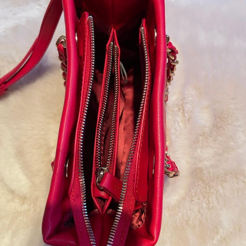 Verkaufe eine neue, kleine Valentino Handtasche