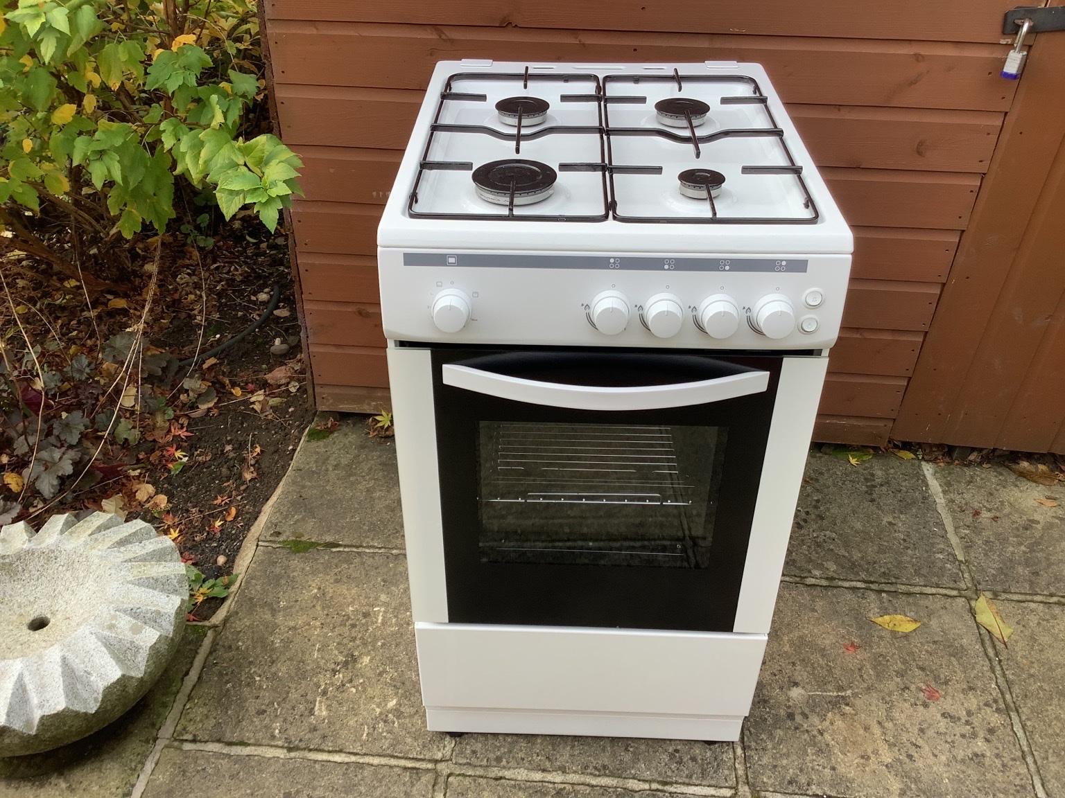 ESSENTIALS GAS COOKER in B30 Birmingham for £87.95 for sale | Shpock