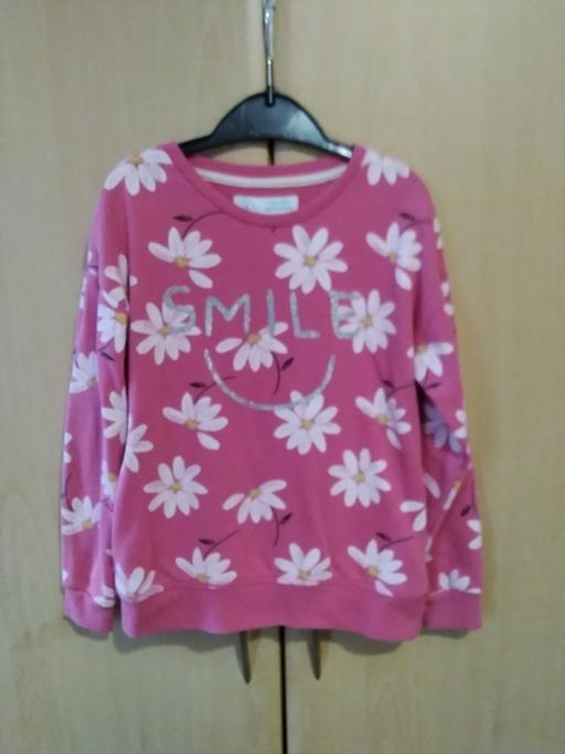 Buy & Sell Greater Manchester Bury - Photos for GIRLS JUMPER AG 6 TO 7 YEARS