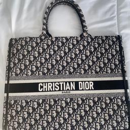 Women’s beach / tote bag! 
Used once on holiday like new! 
Price reflects authenticity. 
Can post if needed
