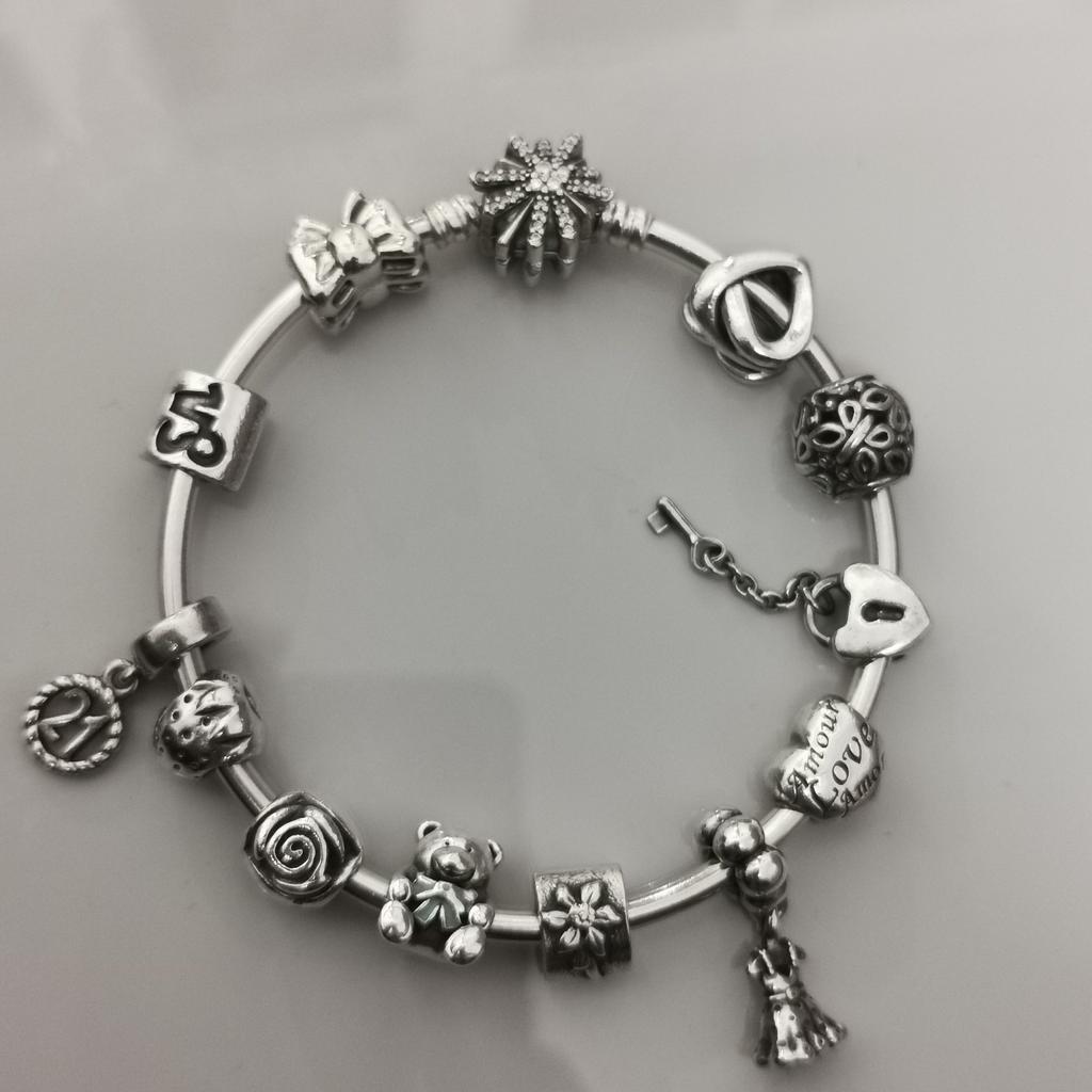 Great condition
Charms are £12 each or 2 for £20
Snowflake bangle bracelet is £24
More on my page