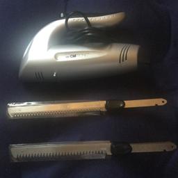 Elektrisches Messer von CLA, mit 2 verschiedenen Messereinsätzen.

Wie immer zum Abholen…
