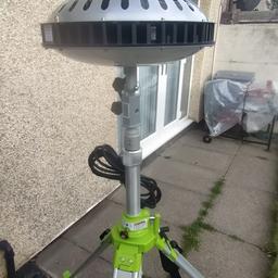 Brand New Led K 35 lite tower light,ideal for building sites work places etc, info on pic's, these cost 1200, selling for 300, any questions or need more pictures feel free to ask, reaches up to 4 metres high 300 watts, capable of lighting up tunnels tennis court football pitch etc, these are extremely powerful, BARGAIN price, check internet for more info, the light can be tilted or spun around to your needs,runs off 110 transformer.