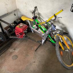 Verkaufe ein selbstgebasteltes Dreirad mit Motor an Bastler
Preis VB