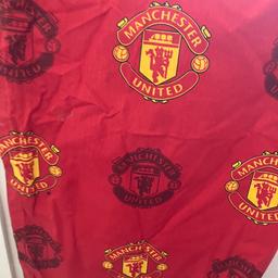 54” drop
64” wide
Official Manchester United curtains in great condition.

Collection only.