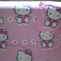 Hier biete ich euch eine sehr schöne Hello Kitty Bettwäsche an .. 

Bei fragen einfach mailen
Schaut auch mal in meine anderen Anzeigen hinein
