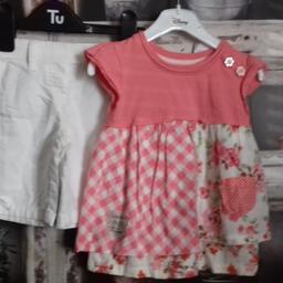 THIS IS FOR A BRAND-NEW GIRLS OUTFIT

1 X WHITE TROUSERS WITH PATCHWORK THEMED TUNIC TOP

PLEASE SEE PHOTO