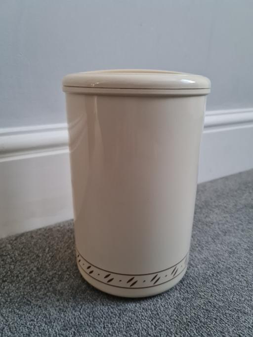 Buy & Sell Derbyshire South Derbyshire - Photos for Cream Storage Canister