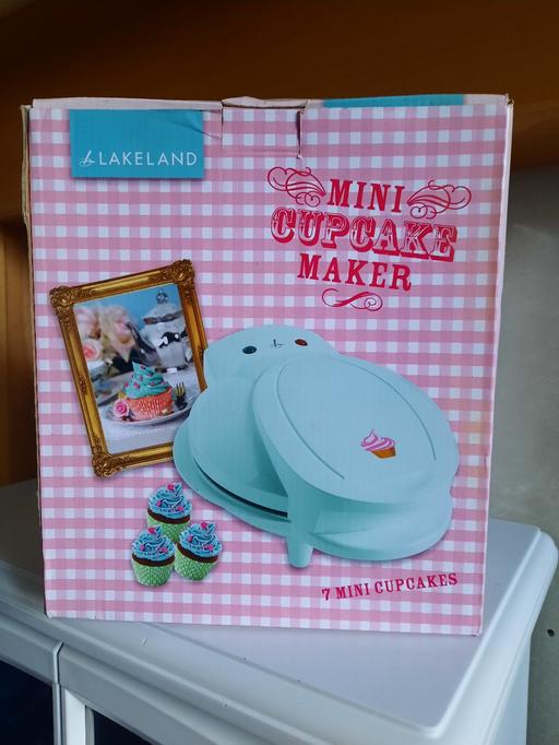 Buy & Sell West Midlands Sandwell - Photos for electric mini cupcake maker like new