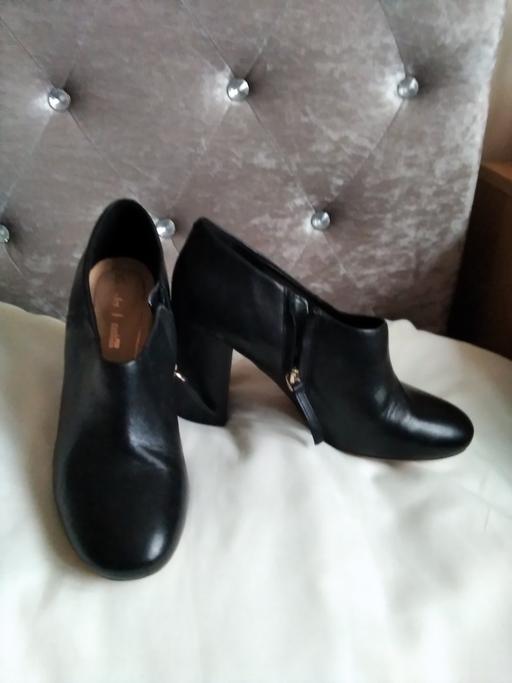 Buy & Sell Greater Manchester Bury - Photos for NEW CLARKS LADIES SHOES IN LEATHER SZ 6.5