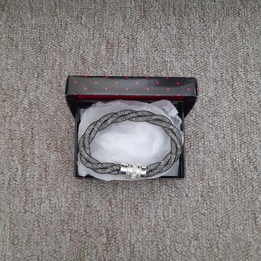 Buy & Sell Greater Manchester Tameside - Photos for Jewellery: Avon Bracelet (Brand New)