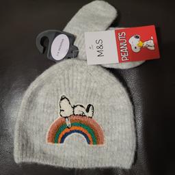 Marks And Spencers Snoopy Hat And Mittens 3-6 Months