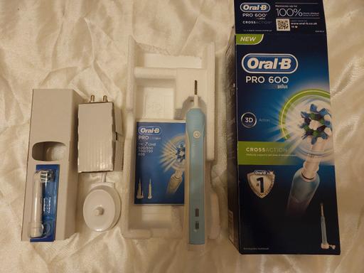 Buy & Sell East London Manor Park - East London - Photos for Braun Oral B Pro 600,brand new