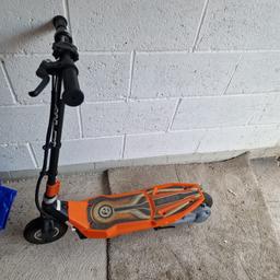 Electric scooter and battery charger.
In decent condition.
Does not hold battery hence will need to replace battery on scooter.
Open to sensible offers.
Collection only.