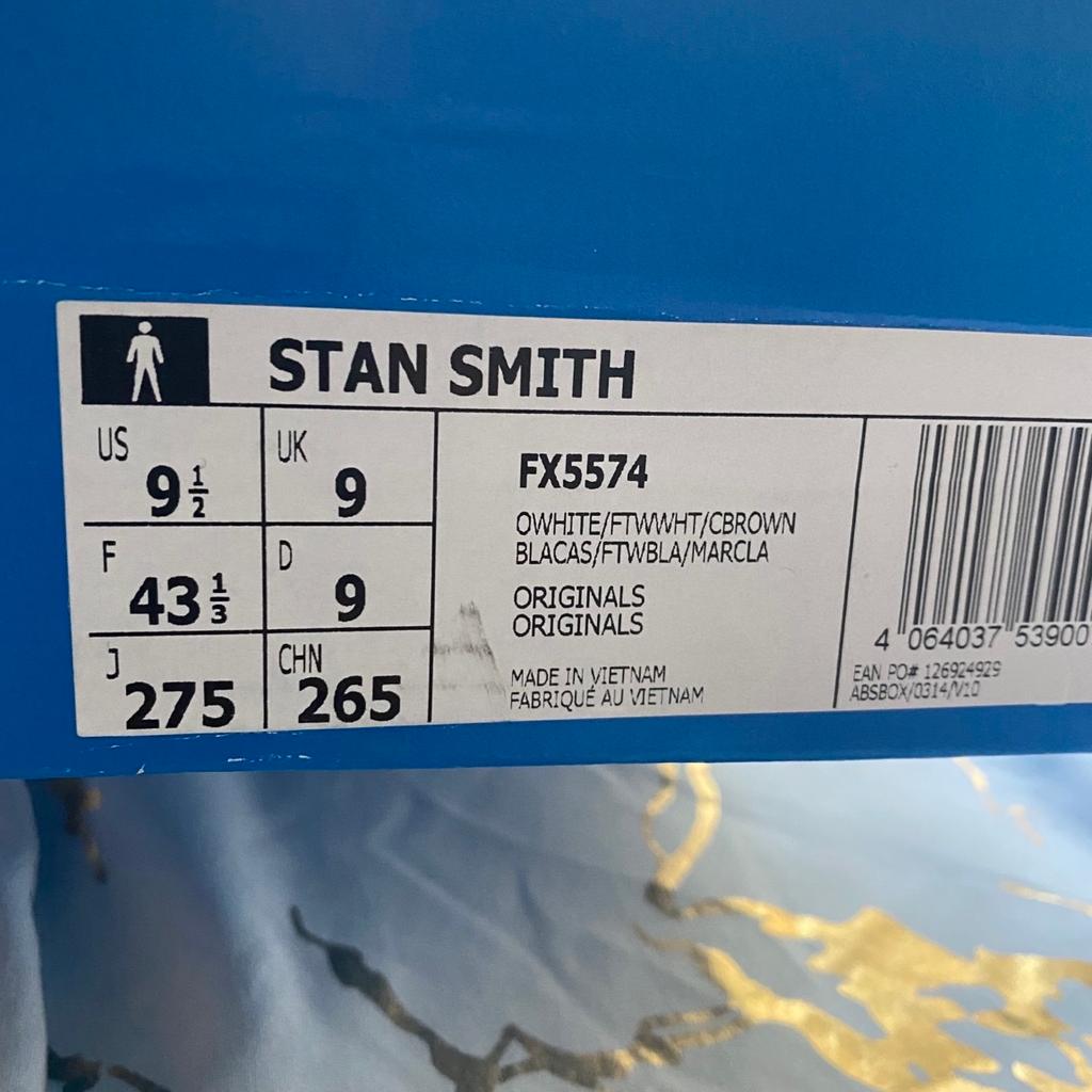 Adidas Stan Smith in bege
Ungetragen, gekauft am 28.10. bei Asphaltgold
UVP 110€
Größe 43 1/3

Keine Abnutzungen oder Schäden
Sehr guter Zustand, da mir die Schuhe leider zu groß sind - vielleicht ist das ja dein Glück ;)

Privatverkauf ohne Garantie und Gewährleistung