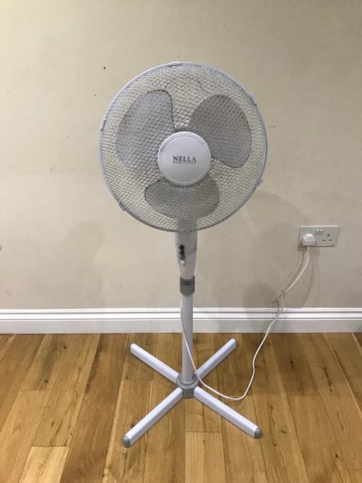 Buy & Sell Surrey Spelthorne - Photos for 16’’ Fan standing air cooling pedestal fan