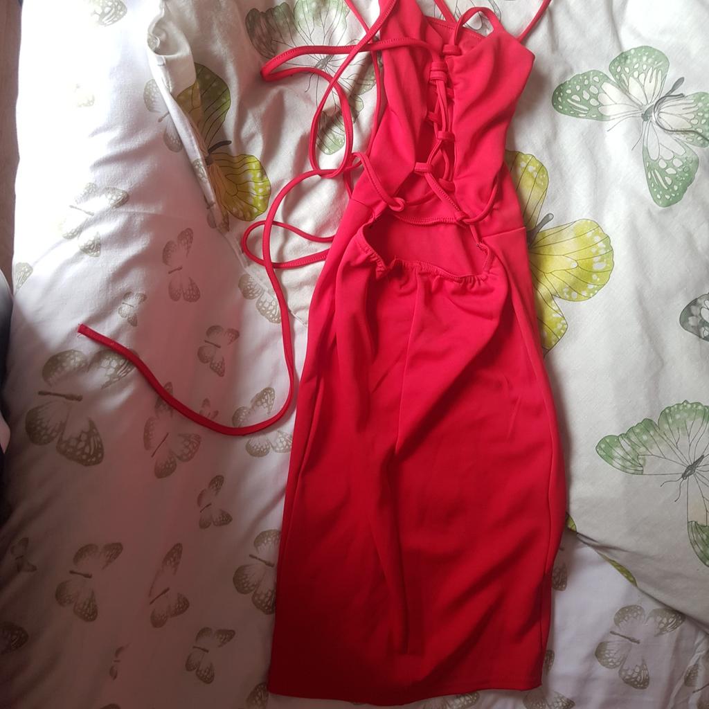 Sexy scrappy back. Red night dress. Good condition. harly used.