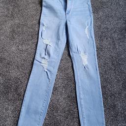 Girls Jeans & Skirt
Size 9
Next
Excellent condition