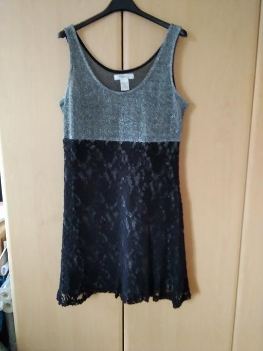 Buy & Sell Greater Manchester Bury - Photos for LADIES LACE DRESS SZ12