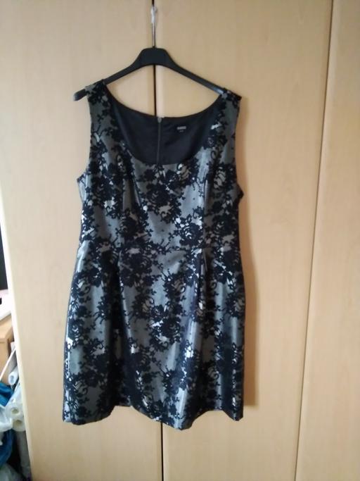 Buy & Sell Greater Manchester Bury - Photos for NEW OASIS LACE LADIES DRESS SZ 16