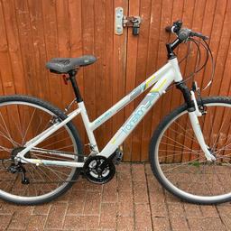 This bike has 700 wheel size.and it has 18 gears. This bike has been serviced and is in good working order.just had new bottom crank fitted.(ie bottom bracket).the frame size is 16” inches. Collection only. Sorry no delivery. Sorry no delivery.