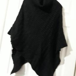 Only wore few times good condition from tkmax
warm knitted poncho with high neck