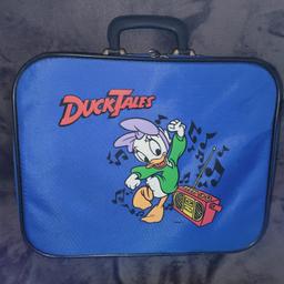 Hier biete ich euch einen Disney Daisy Ducktales Koffer aus den 90 er Jahren an .. 

Bei fragen einfach mailen 
Schaut auch mal in meine anderen Anzeigen hinein