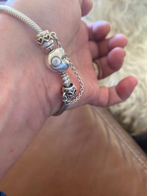 Buy & Sell Lincolnshire South Kesteven - Photos for Pandora bracelet