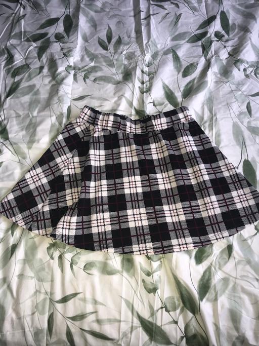 Buy & Sell Essex Braintree - Photos for Skirt size 10