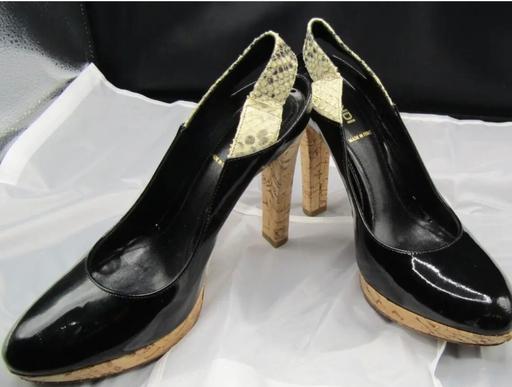 Buy & Sell South West London Sutton - Photos for FENDI HEELS - 💯% GENUINE FENDI