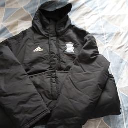 hi i have got 3x of these Adidas coats size large brand new with offical carrier bag.No silly offers please take a look at my other items for sale thanks