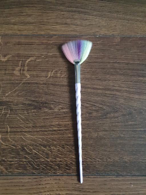 Buy & Sell West Midlands Sandwell - Photos for Fan makeup brush