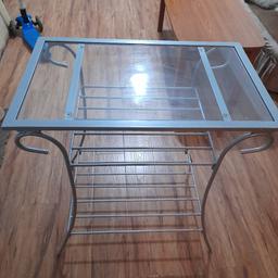 Glass table with metal, 3 tier, heavy duty, sturdy £15 ovno