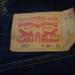 LEVI JEANS 501S
36X32 
EXCELLENT CONDITION 
WORN ABOUT 6 TIMES
REASON FOR SALE 
WEIGHT LOSS