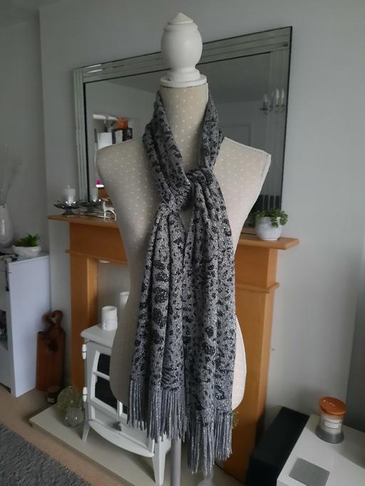 Buy & Sell West Midlands Sandwell - Photos for animal print silver sparkle scarf shawl ws5