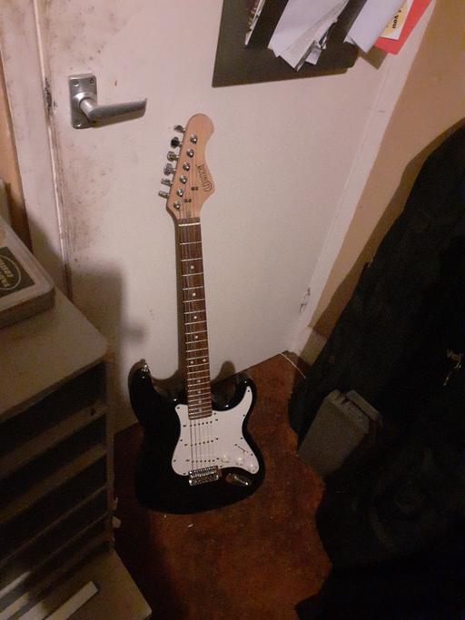 Buy & Sell West London North Kensington - W11 - Photos for ELECTRIC GUITAR