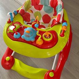 hardly used red kite baby go walker foldable and removable tray for feeding tray
really good condition