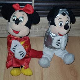 Hier biete ich euch verschiedene Disney Mickey Maus und Freunde Plüschis an .. 

Preis jeweils .. 

Bei fragen einfach mailen
Schaut auch mal in meine anderen Anzeigen hinein
