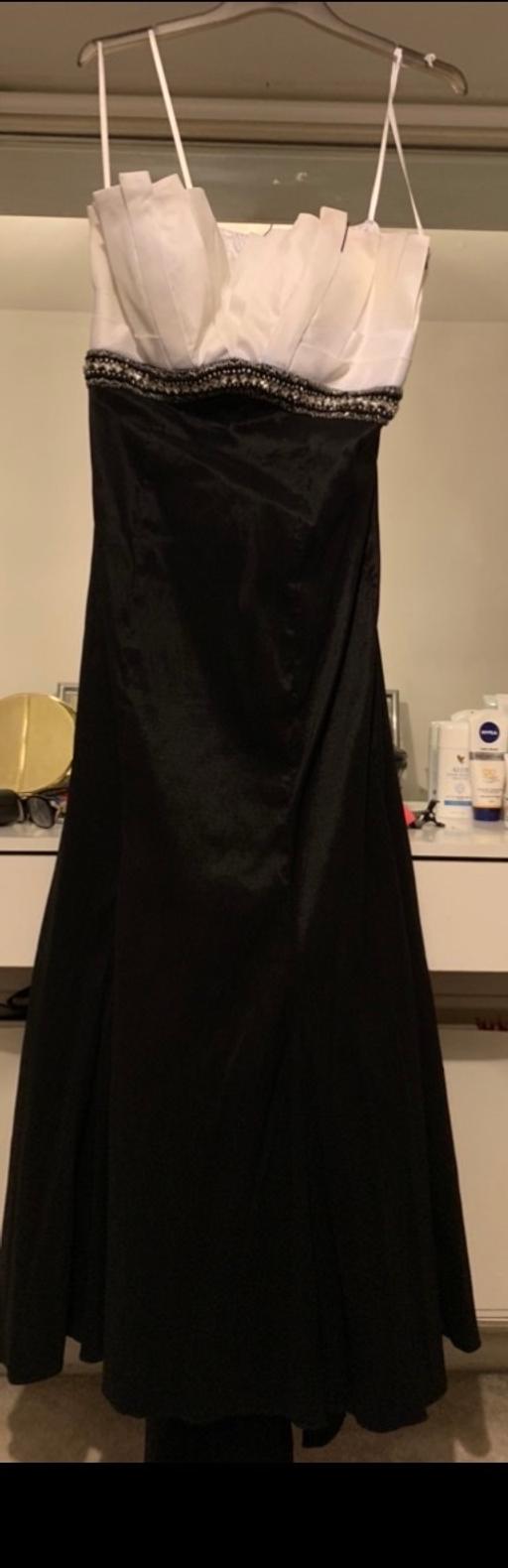 Buy & Sell North West London Dollis Hill - North West London - Photos for Elegant satin evening dress in Size 10