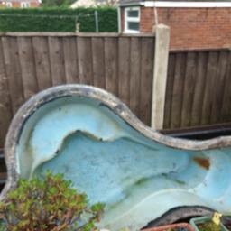 preformed plastic pond about 3 ft x 6 ft approx 100 gallons all so pond filter and filter box to store filter in . for extra £50 and pond pump £30 total for tot £ 100