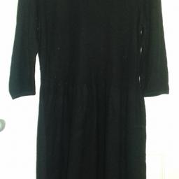 George black knitted dress with sequined collar.
Good cond.
Fy3 layton or post