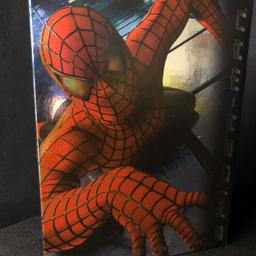 Ich biete hier die Spidernan Deluxe Edition an. 
Diese Spider-Man Deluxe Edition beinhaltet Film und Bonusmaterial. 3 DVD's.
Abholung in 46535 Dinslaken oder auch Versand möglich. 
AS