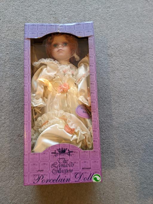 Buy & Sell Essex Castle Point - Photos for Leonardo Collection Porcelain Doll