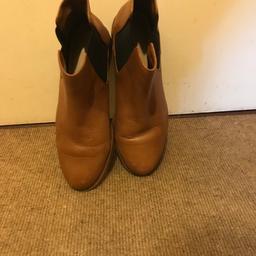 Clarks matron ella hot sale ankle boots