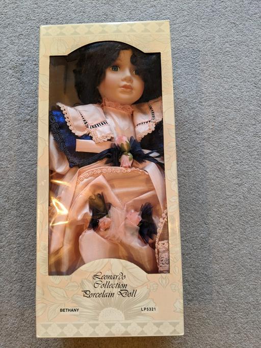 Buy & Sell Essex Castle Point - Photos for Leonardo Collection Porcelain Doll