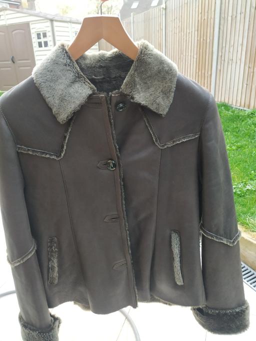 Buy & Sell Essex Epping Forest - Photos for Genuine Brown Sheepskin Jacket