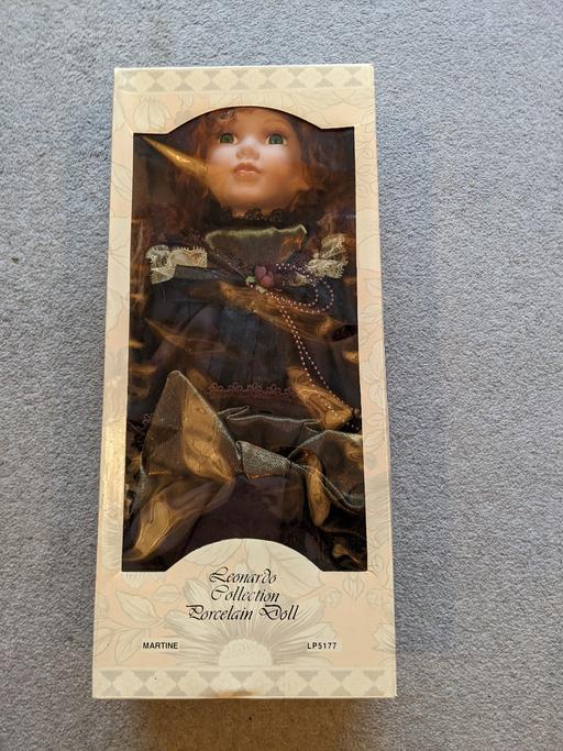 Buy & Sell Essex Castle Point - Photos for Leonardo Collection Porcelain Doll