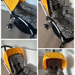 Bugaboo Bee Plus.
Comes with:
3 x Hoods (yellow, green and dark purple)
2 x universal reversible seat liners
1 x zebra print foot muff
1 x rain cover (slight tear)
Slight scratch on one side and a small scuff on the other.
Everything has been washed and cleaned.
Stored in a pet and smoke free home.
Can deliver locally, otherwise you will have to collect.
Any questions, please feel free to ask.